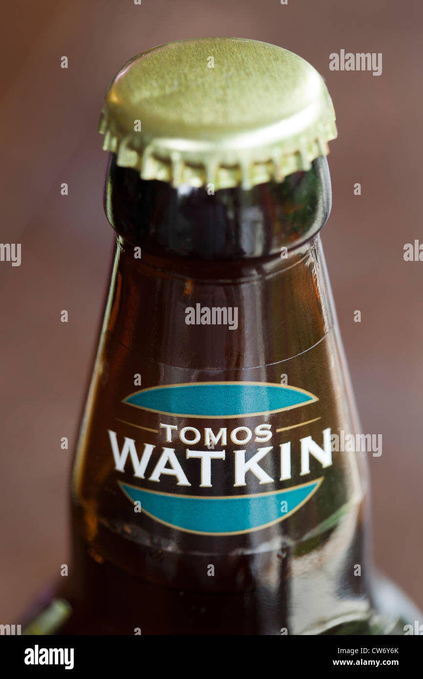 Tomos Watkin Welsh Beer Bottle Banque D'Images