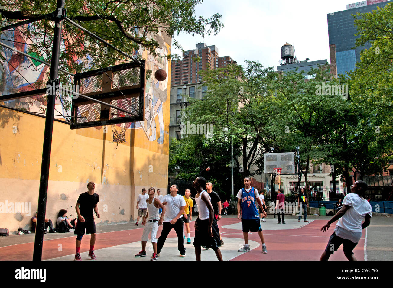 New York City Manhattan quartier Clinton de basket-ball Banque D'Images