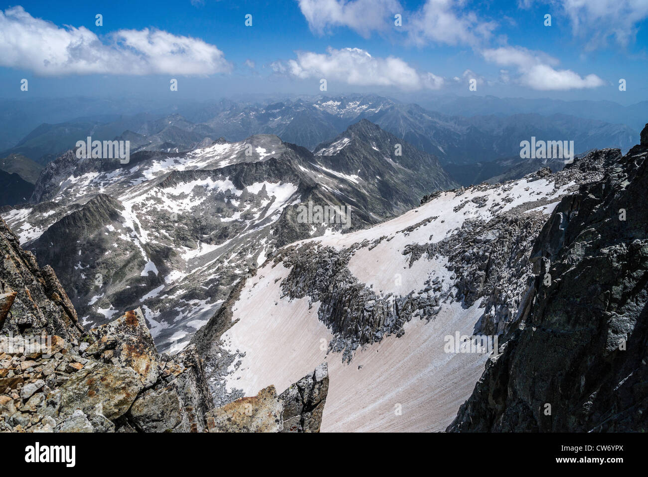 Panorama Depuis Le Pic De L Aneto Plus Haut Sommet Des Pyrenees Photo Stock Alamy