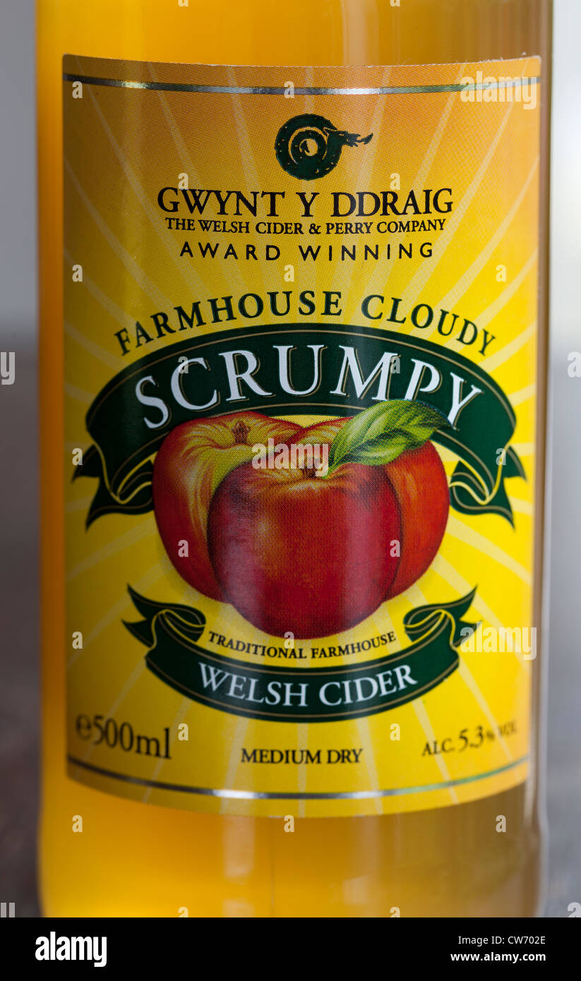 Scrumpy nuageux ferme cidre gallois Banque D'Images