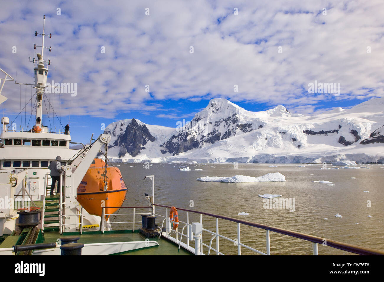Les passagers sur Antarctic Dream, l'Antarctique, Neko Cove Harbour Banque D'Images