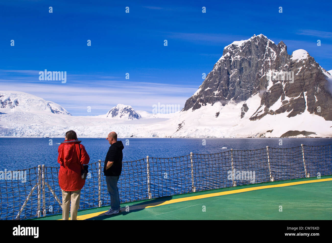 Les passagers de rêve dans l'Antarctique, l'Antarctique Canal Lemaire Banque D'Images