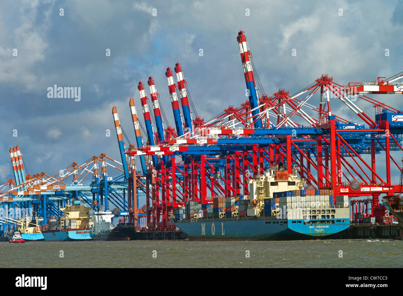 Stromkaje avec conteneurs, Allemagne, Bremen Banque D'Images
