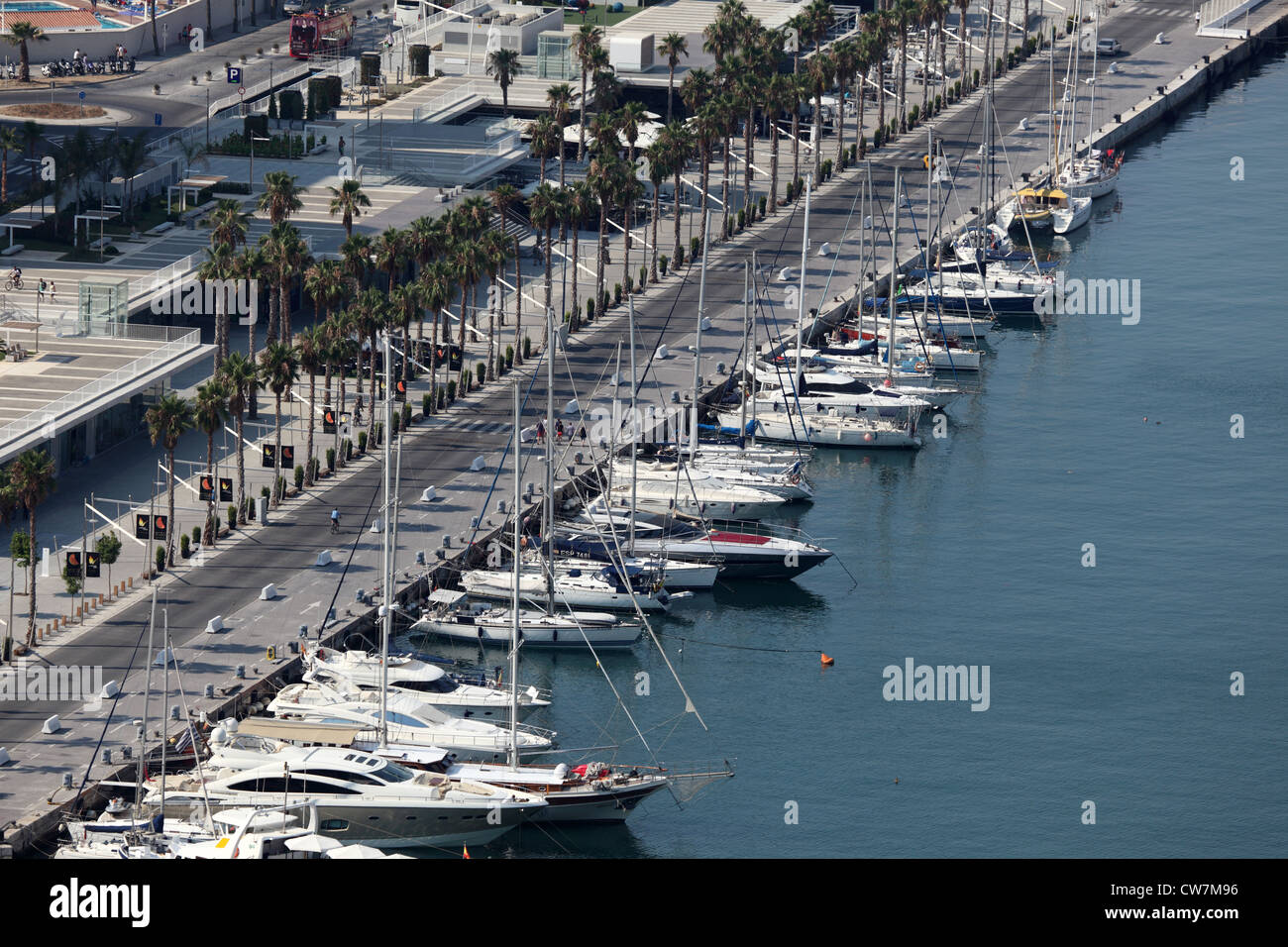 Promenade à la Marina de Malaga, Andalousie Espagne Banque D'Images