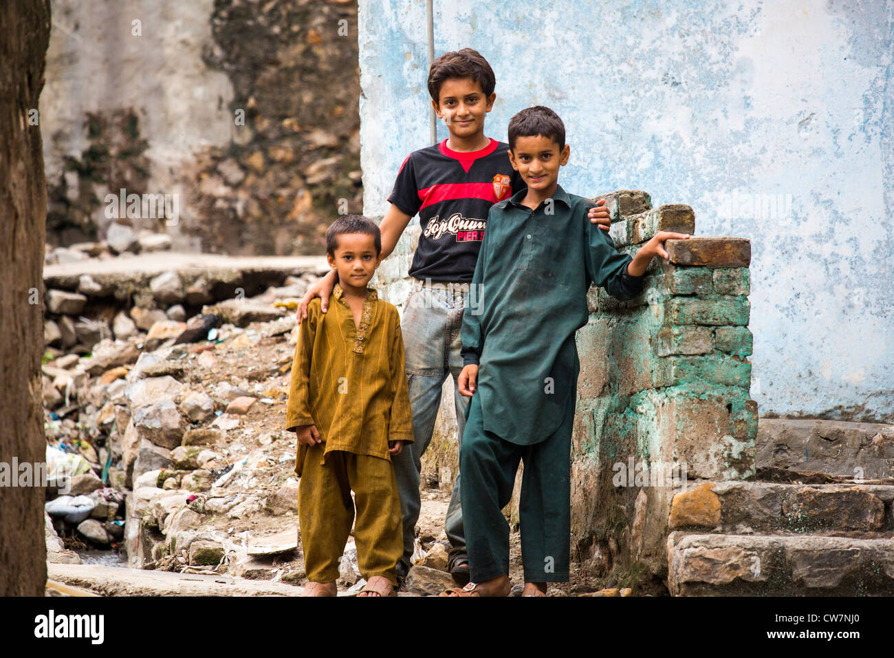 Les garçons du dit Village Pur, Islamabad, Pakistan Banque D'Images