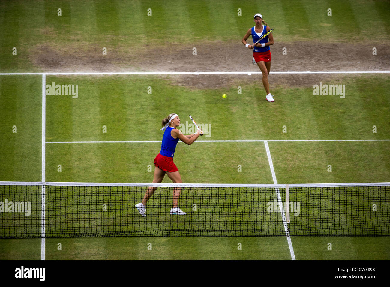 Andrea Hlavackova et Lucie Hradecka de la République tchèque, gagner la médaille d'argent en double du Tennis féminin aux Jeux Olympiques Banque D'Images
