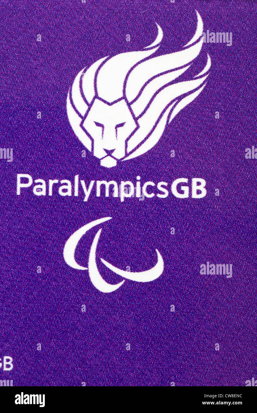 Paralympics GB logo sur bar de Cadbury Dairy Milk Chocolate accordée aux Olympiens pour les Jeux Olympiques de 2012 à Londres en Août Banque D'Images