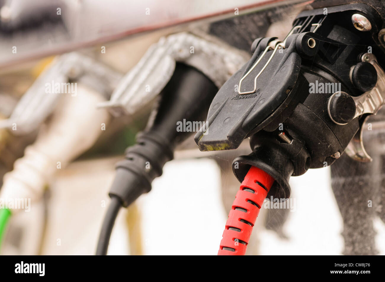 Les flexibles pneumatiques à l'arrière d'un camion/truck Banque D'Images
