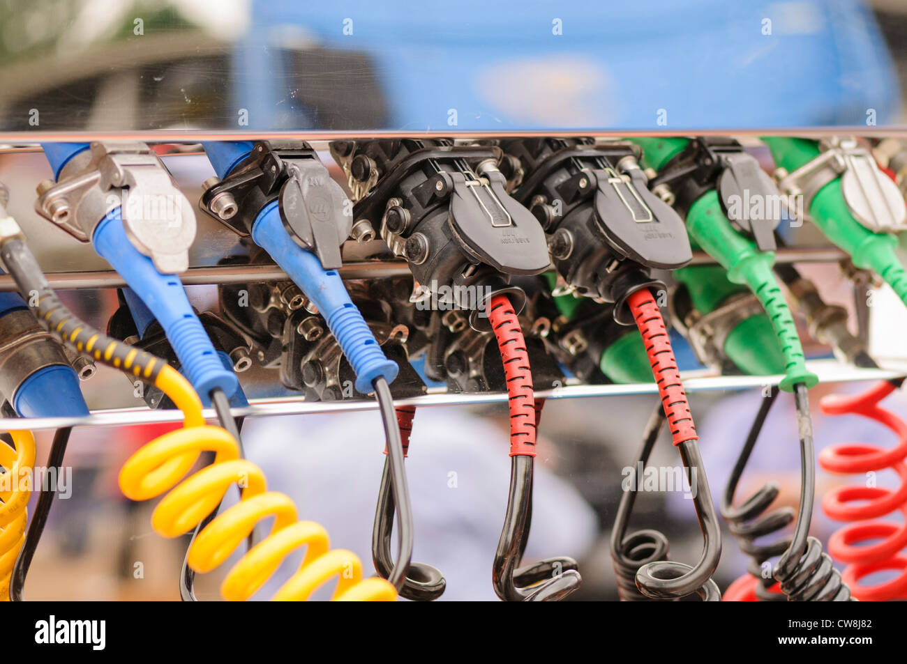 Les flexibles pneumatiques à l'arrière d'un camion/truck Banque D'Images