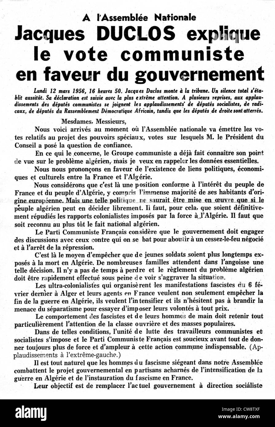 Parti communiste français tract communiste expliquant voter en faveur du gouvernement Banque D'Images