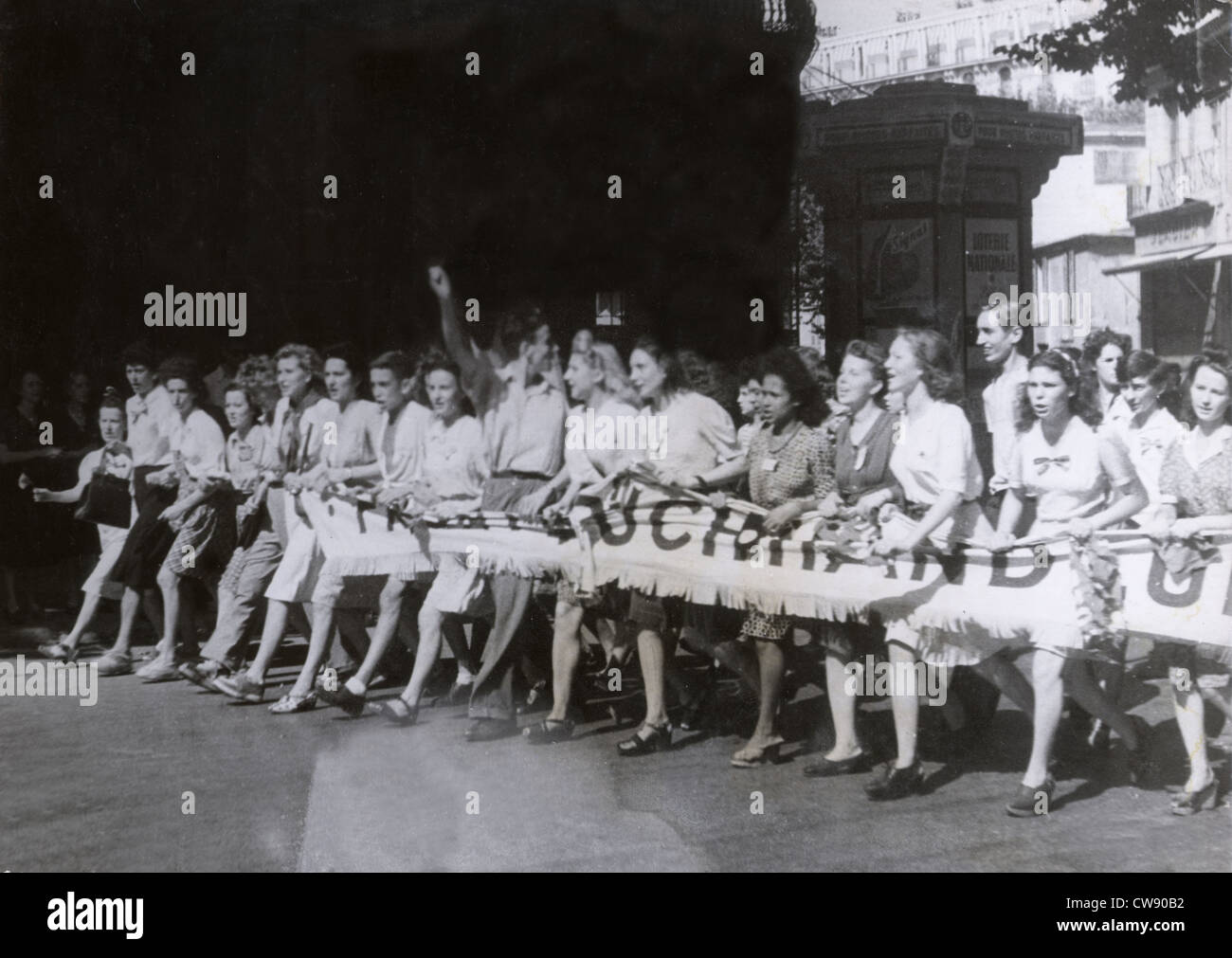 Foule de scène lors de la libération de la France (août 1944) Banque D'Images