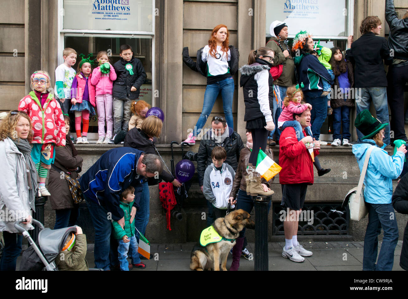 St Patrick Day foule Banque D'Images