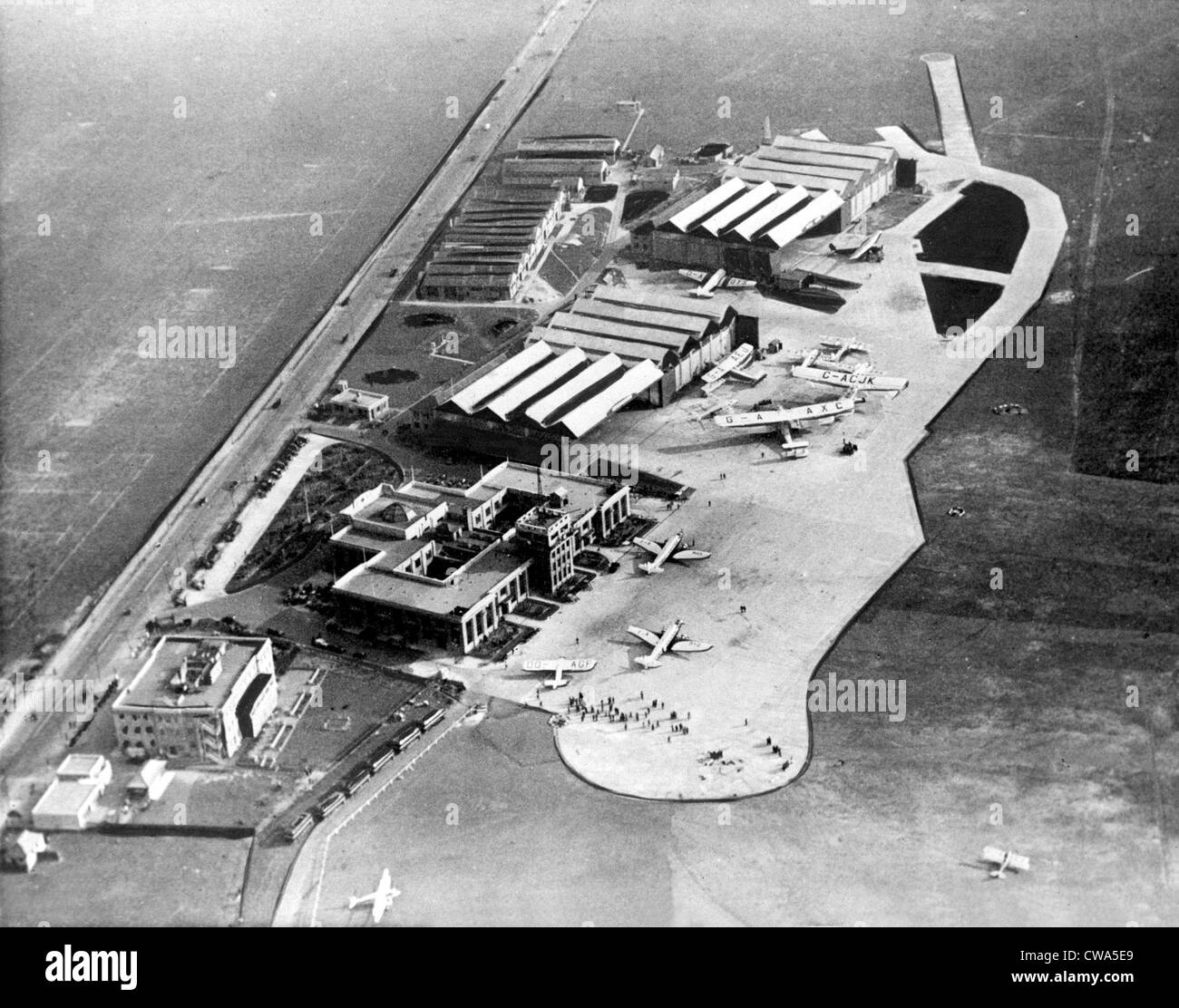 L'aéroport de Croydon en Angleterre (1940).. Avec la permission de la CSU : Archives / Everett Collection Banque D'Images