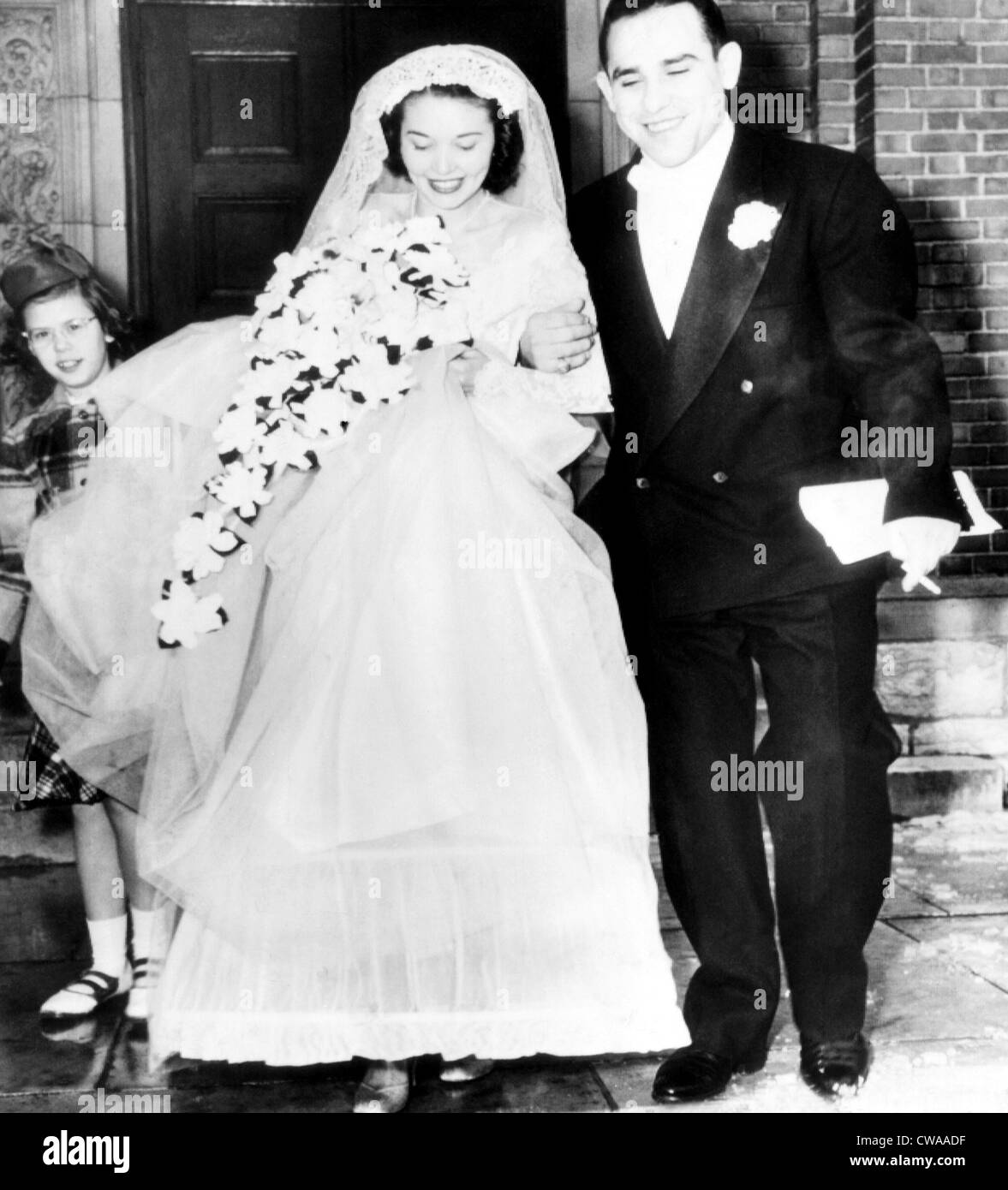 Yogi Berra et son épouse, Carmen, 1949 Court. Avec la permission de : Archives CSU/Everett Collection Banque D'Images