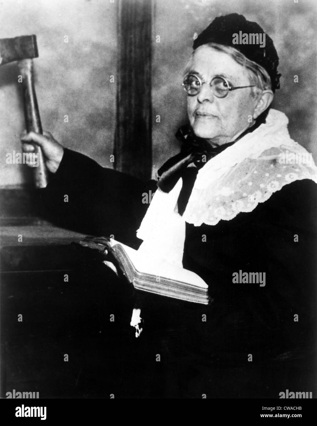 Carrie Nation, vers 1900. Avec la permission de la CSU : Archives / Everett Collection Banque D'Images