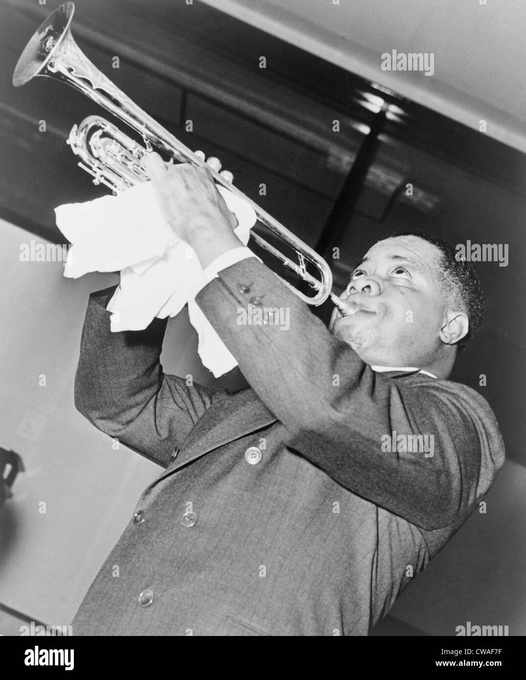 Louis Armstrong (1901-1971), musicien de jazz afro-américain, l'exécution en 1937. Banque D'Images