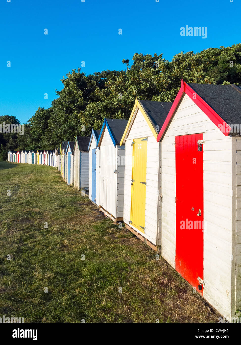 Cabines de plage à Torbay Broadsands Beach Banque D'Images