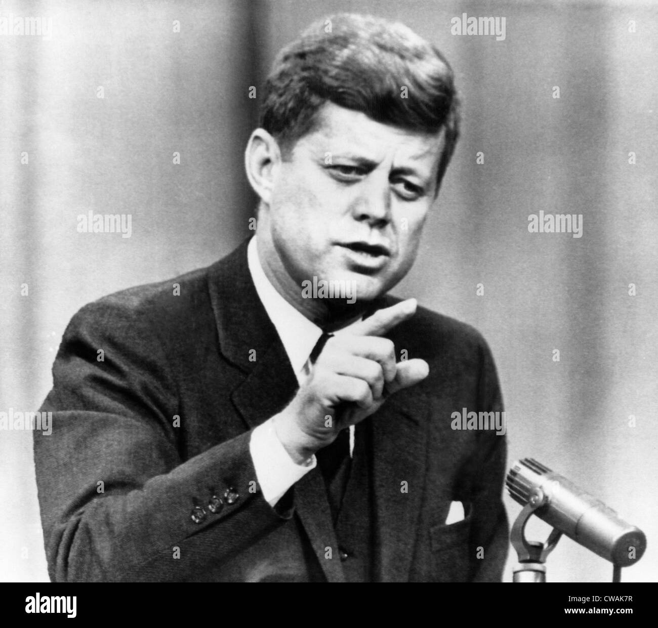 John F. Kennedy, le Congrès demande instamment de ne pas permettre la ségrégation et de l'aide fédérale pour les écoles paroissiales tuer son école principale Banque D'Images
