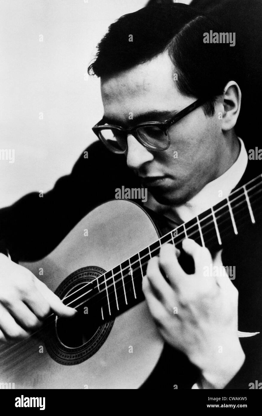 John Williams, guitariste classique australienne, vers 1967. Avec la permission des Archives CSU Everett Collection Banque D'Images