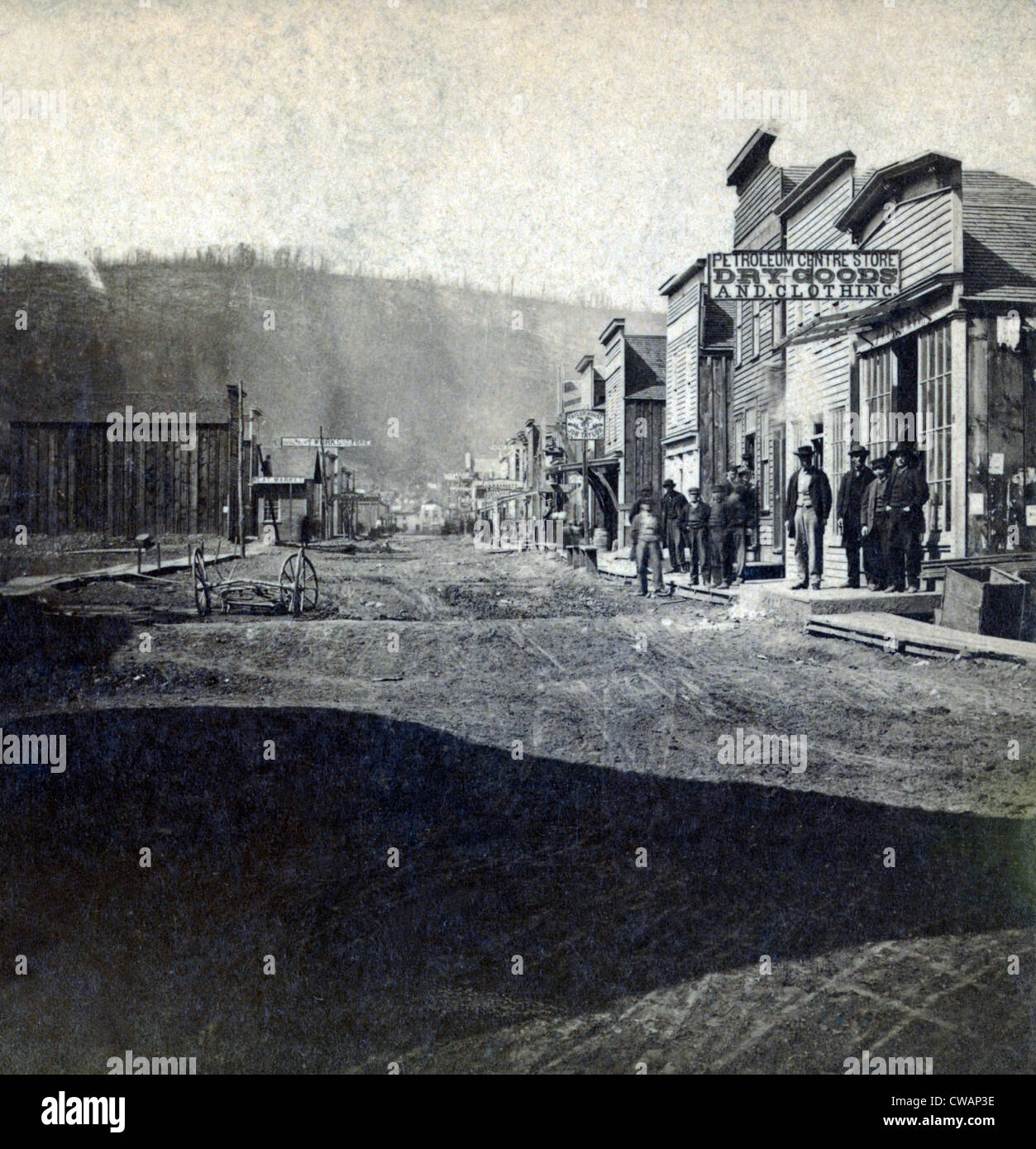 Rue principale de la ville, Centre d'huile de pétrole, en Pennsylvanie. La ville a été rapidement construite pendant le boom pétrolier, et ressemble à un Banque D'Images