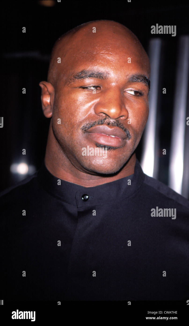 Evander Holyfield Altura Evander holyfield Banque de photographies et d'images à haute résolution - Alamy