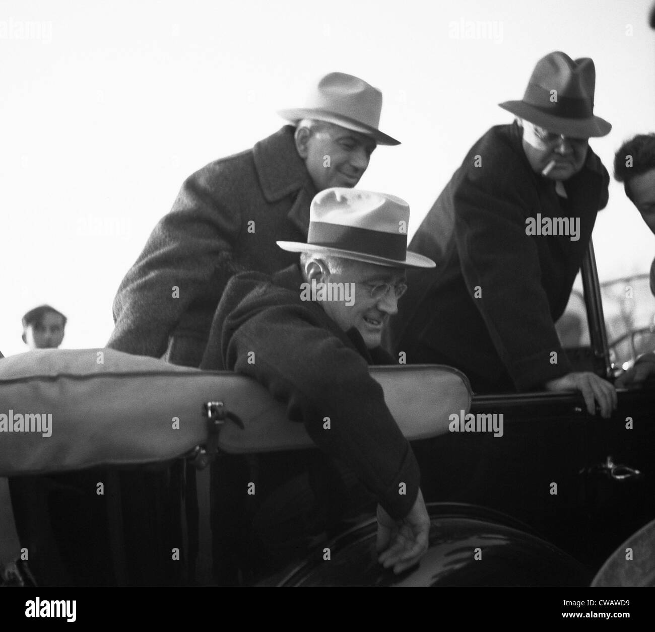 Le président Roosevelt, Rex Tugwell, et le Dr Alexander à Greenbelt, Maryland, un nouveau contrat collectivités prévues autorisées par le Banque D'Images