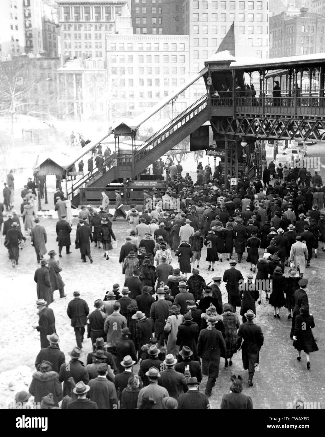 New York City Subway - de l'île Staten arrivant à la batterie lors d'une grève des chauffeurs de bus à la tête des trains, métro Banque D'Images