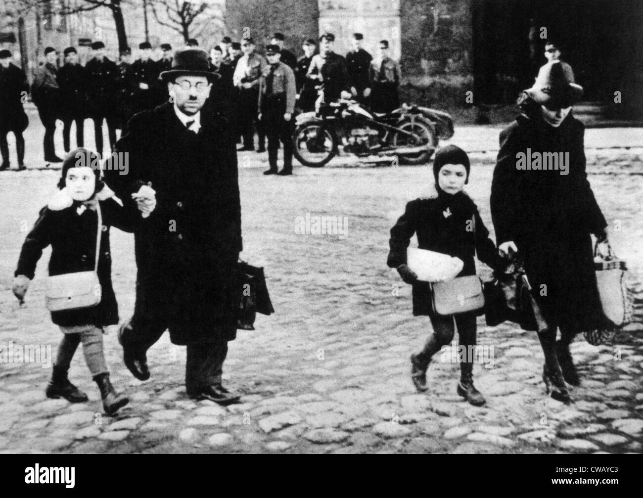 Une famille juive fuyant de Memel, la Pologne après son annexion par l'Allemagne, 1939 Banque D'Images