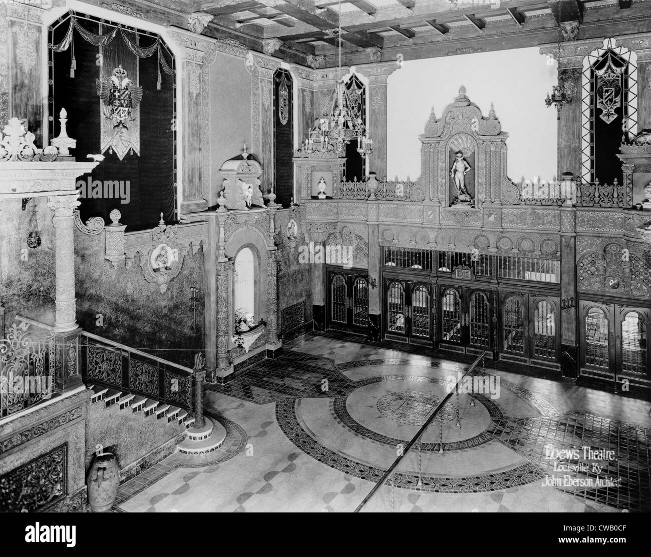 Cinéma, théâtre Loew's, vue du hall, conçu par John Eberson, un exemple de design Churrigueresque, quatrième du Sud 625 Banque D'Images