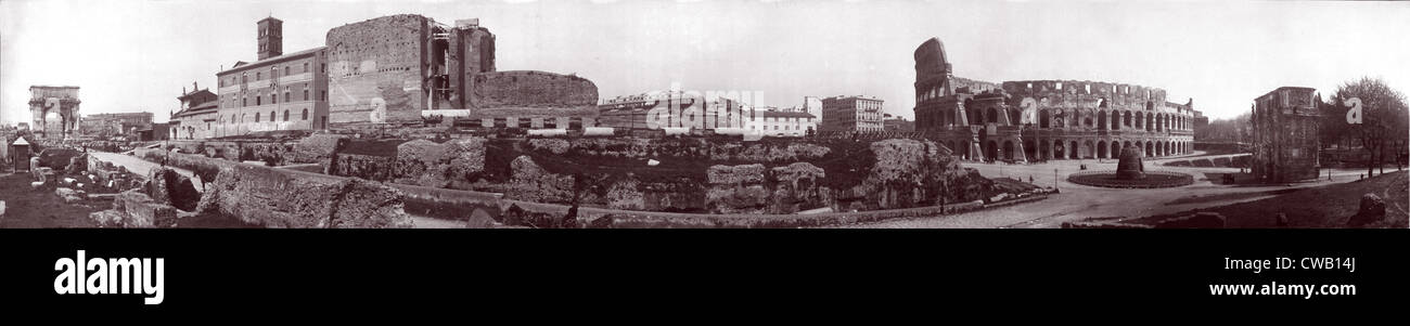Vue panoramique du Forum, montrant l'Arc de Titus, Colisée et l'Arc de Constantin, Rome, Italie, 1909. Banque D'Images