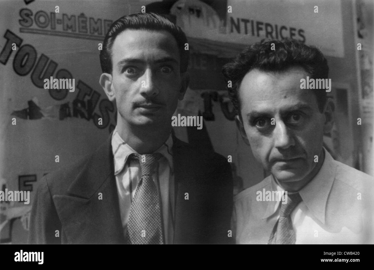 Salvador Dali et Man Ray, photo de Carl Van Vechten, Paris, France, le 16 juin 1934. Banque D'Images