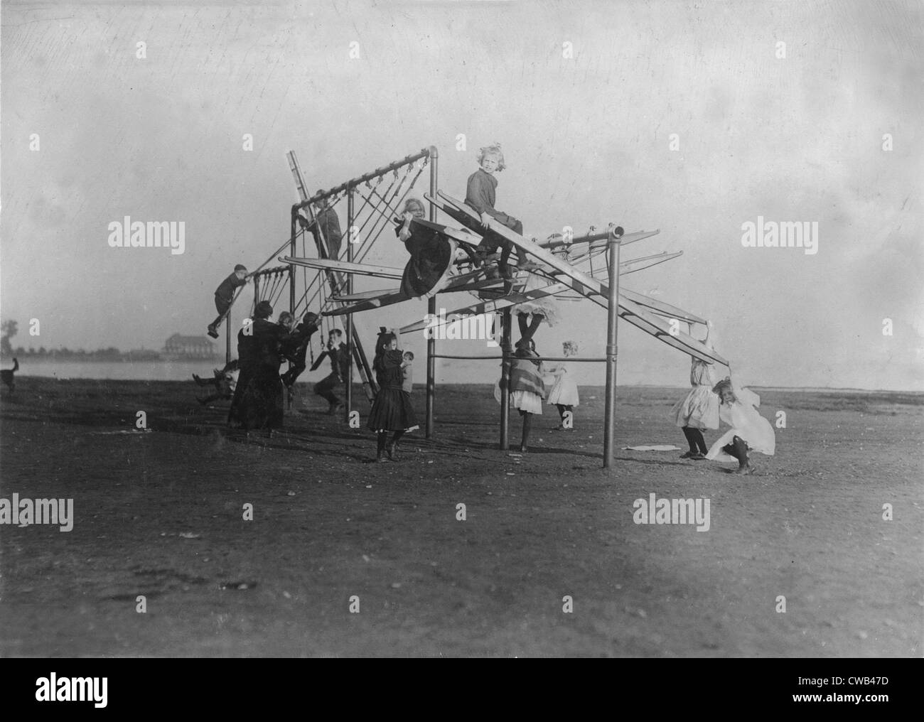 Le cafard s'est transformé en un terrain de jeu, Boston, Massachusetts, photo de Lewis Wickes Hine, 1909. Banque D'Images