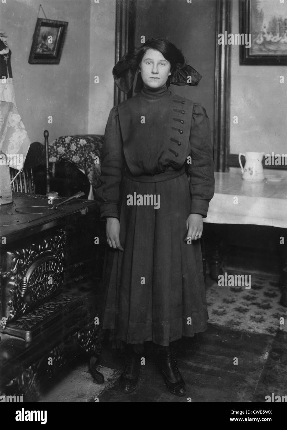 Le travail des enfants, Eva Boylan, 14 ans, de légende : 'Amsterdam Avenue. Les parents sont morts. Eva est pris en charge par un demi Banque D'Images