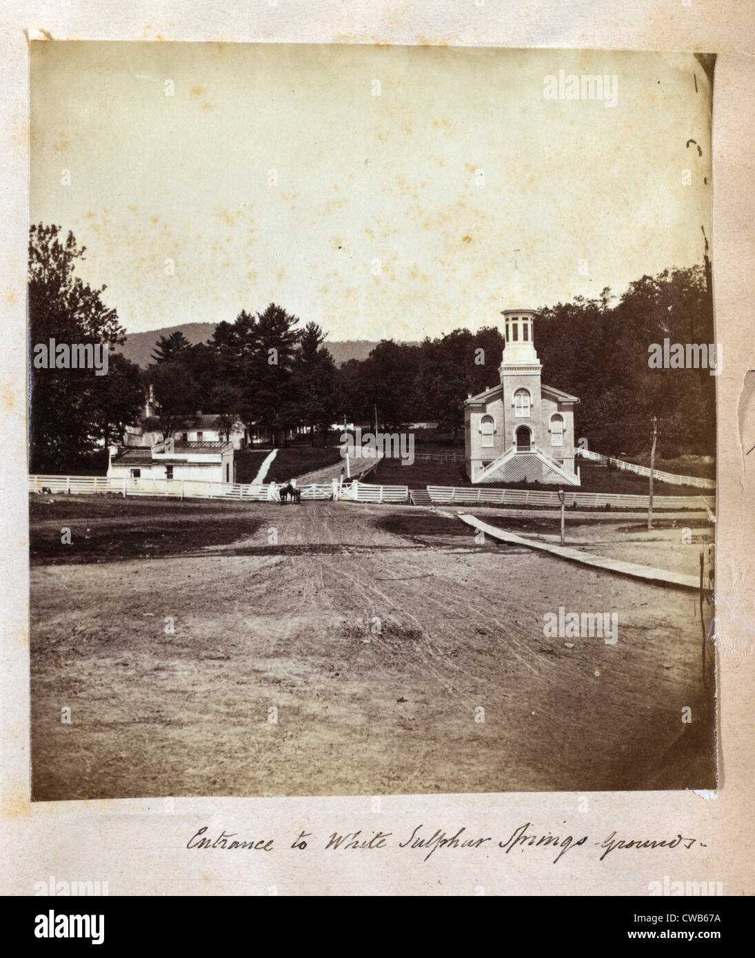 Le Greenbrier. Entrée de White Sulphur Springs, West Virginia. L'albumine, 1872 Banque D'Images