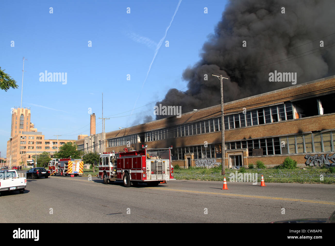 Plusieurs alarmes incendie dans les bâtiments commerciaux vacants Highland Park, Michigan USA Banque D'Images