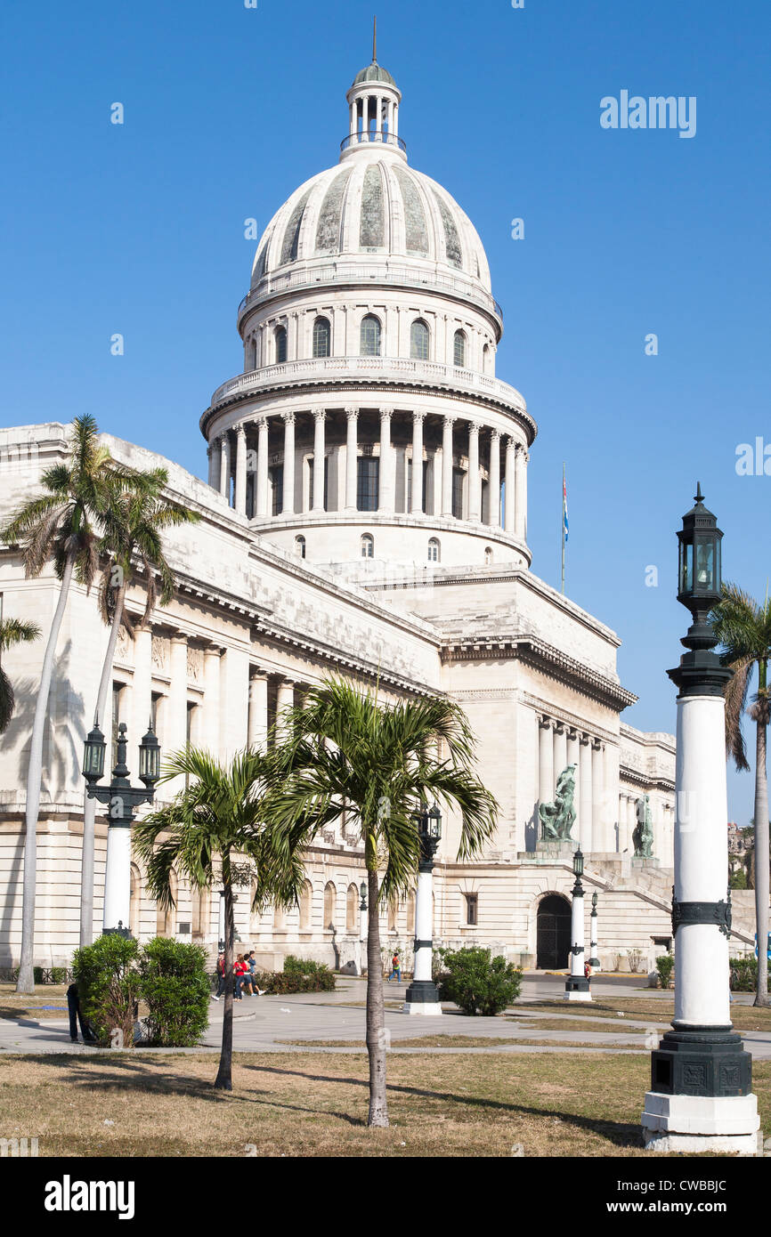 Capitol à La Havane, Cuba (Capitolio Nacional) - version cubaine de la  Maison Blanche Photo Stock - Alamy