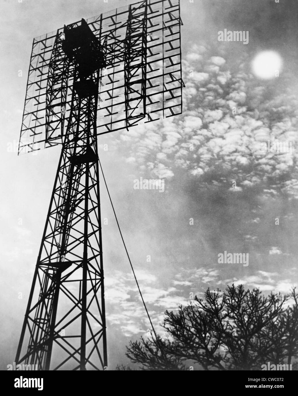 Tour de l'antenne à partir de laquelle le premier signal radar visant à la lune a été reçus en retour, deux secondes et demi après son envoi. Banque D'Images