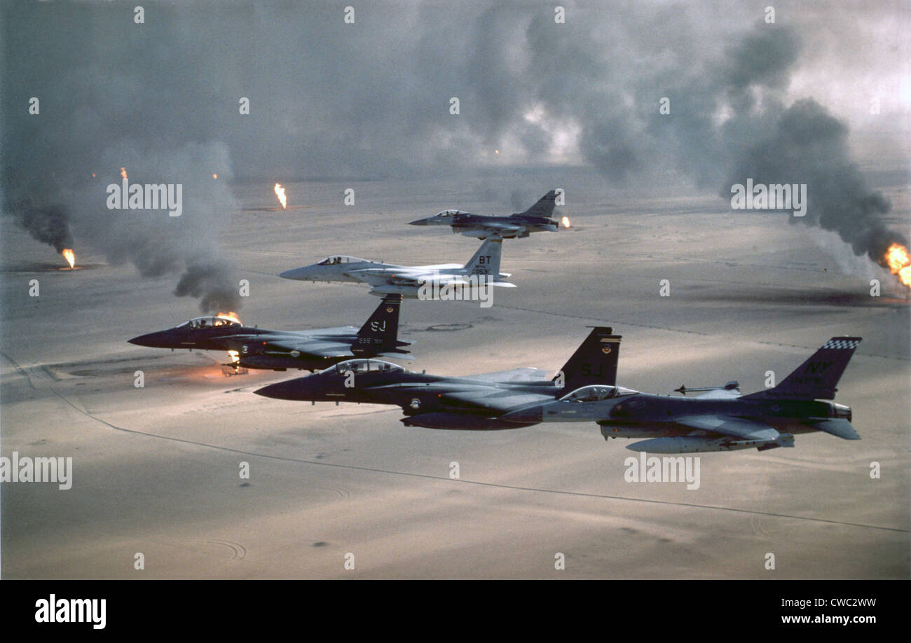 Patrouille de chasseurs de l'US Air Force la zone d'exclusion aérienne au-dessus de l'Iraq. Après la première guerre du Golfe en 1991 et les forces alliées des États-Unis a commencé Banque D'Images