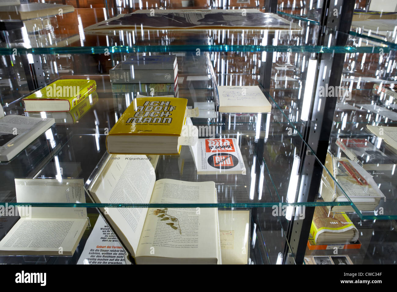 Marbach - objets dans l'espace du musée de la littérature moderne Nexus Banque D'Images