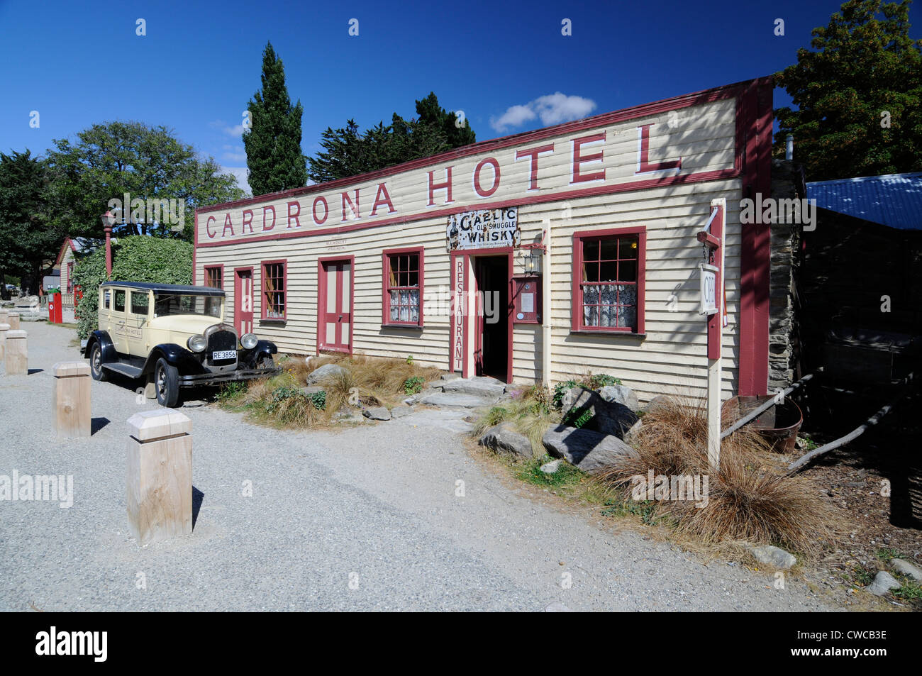 L'hôtel Cardrona, un hôtel historique de Cardrona sur la route Crown Range dans les montagnes Crown Range, Otago, Nouvelle-Zélande. Banque D'Images