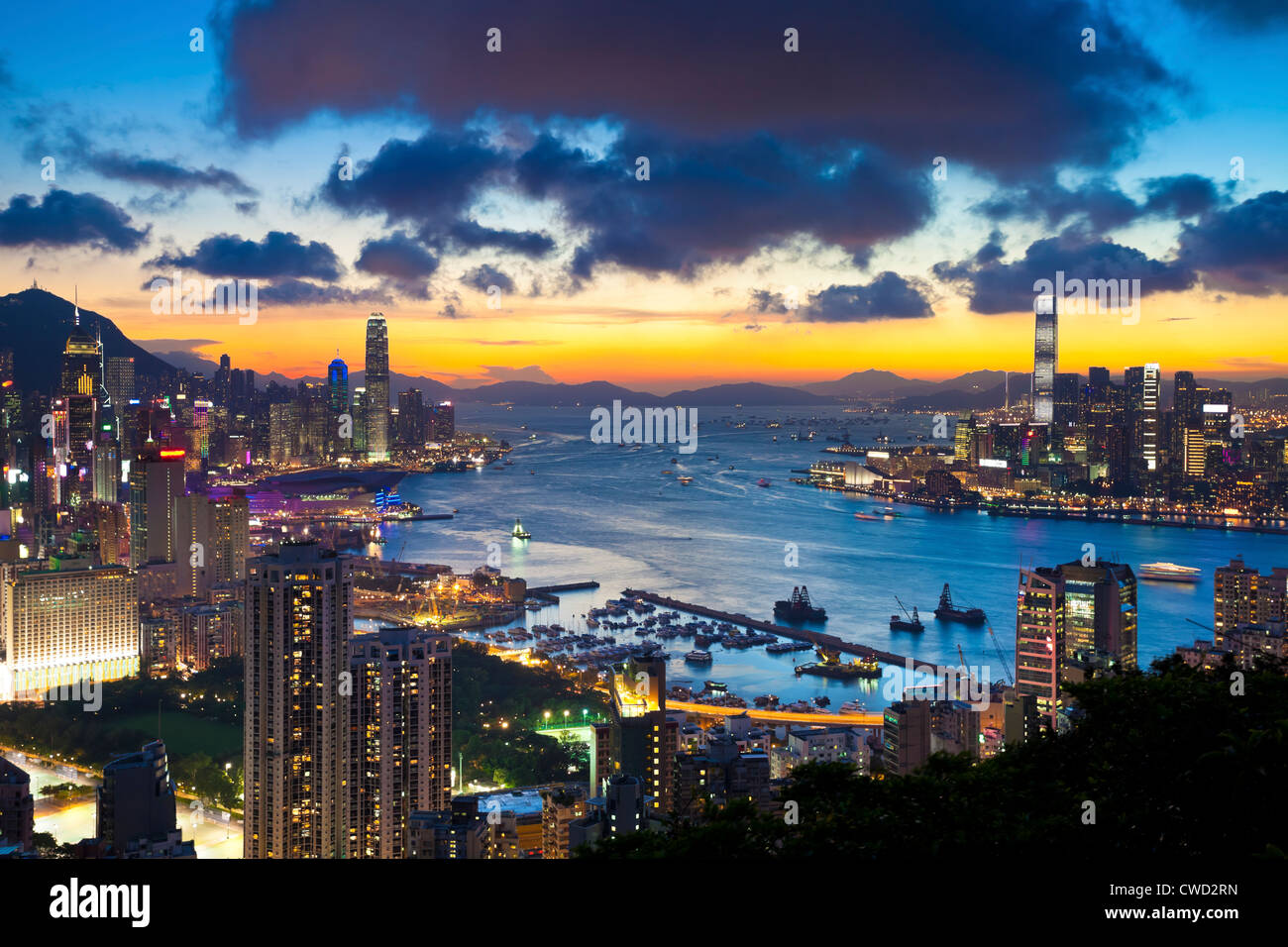 Hong Kong skyline at sunset Banque D'Images