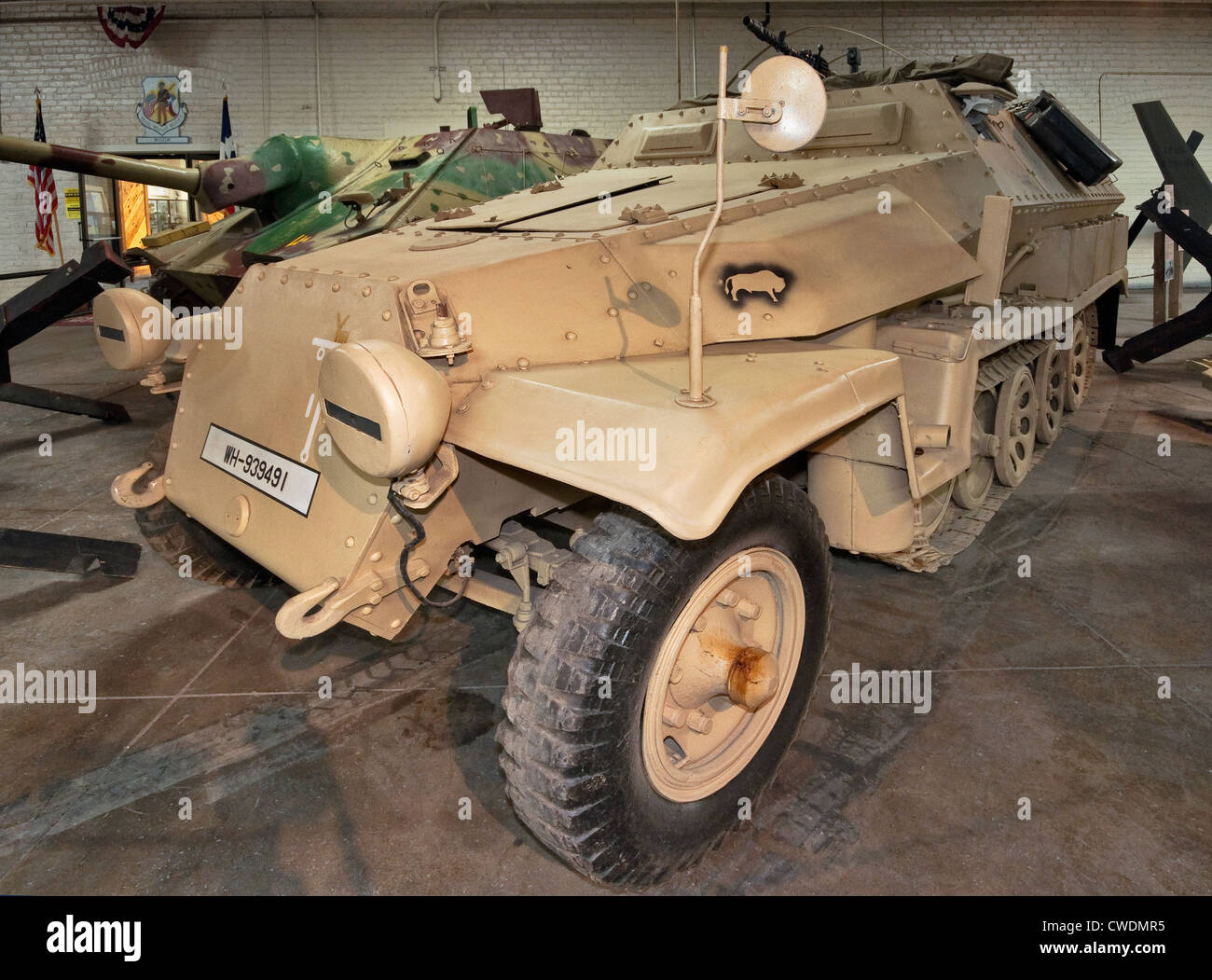 WW2 SPW Allemand SdKfz 251 véhicules blindés, l'Afrique, les marquages du Corps Militaire du Texas Musée des Forces canadiennes au Camp Mabry dans Austin Banque D'Images