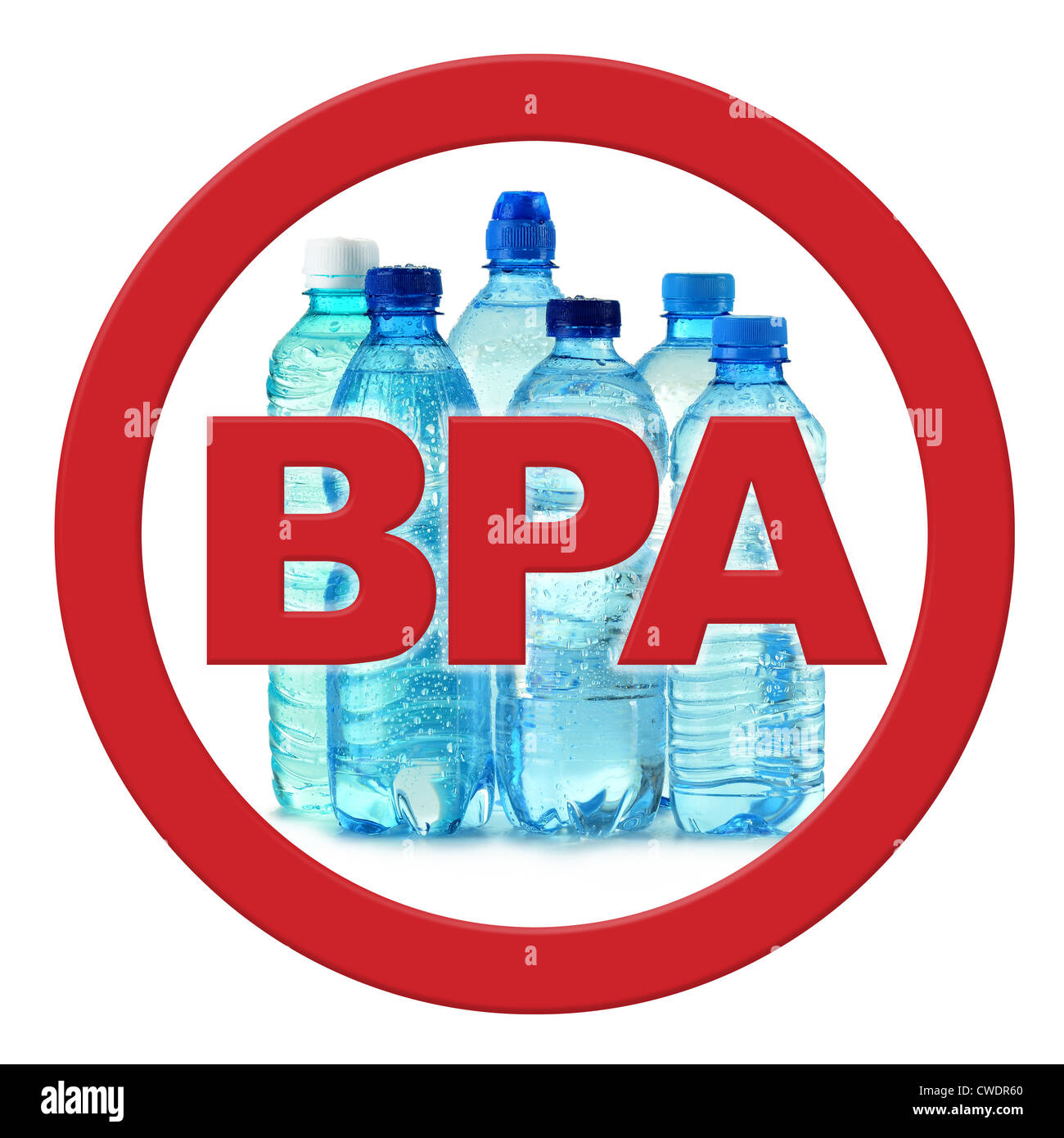 La lutte contre le bisphénol A (BPA) signe avec les bouteilles en plastique polycarbonate d'eau minérale Banque D'Images