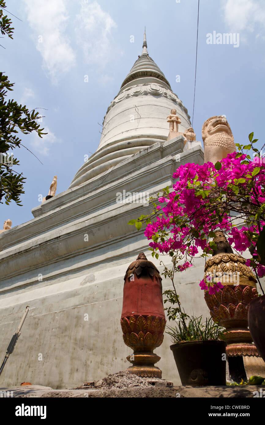 Stupa de le Temple Bouddhiste Wat Phom à Phnom Penh Banque D'Images