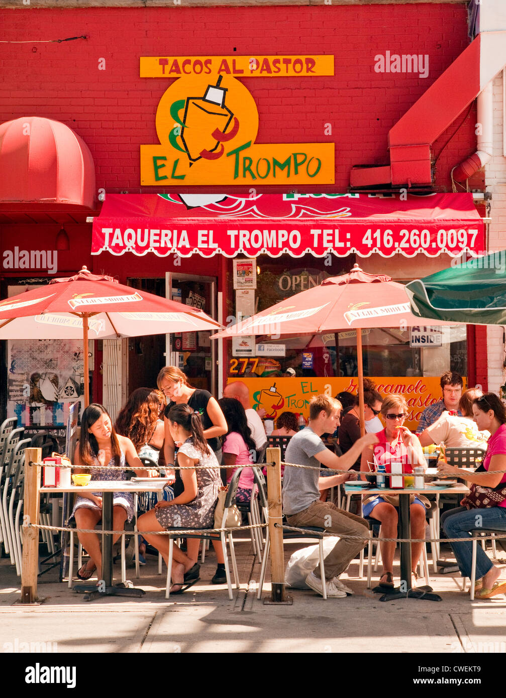 Toronto's multicultural historique célèbre Marché Kensington près de Spadian et Dundas Sts. L'Ontario à Toronto;;Canada Banque D'Images