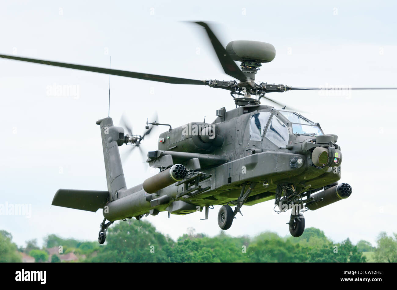 COSFORD, SHROPSHIRE, Angleterre - le 17 juin : Boeing AH-64 Apache Hélicoptère d'attaque pour l'affichage Banque D'Images
