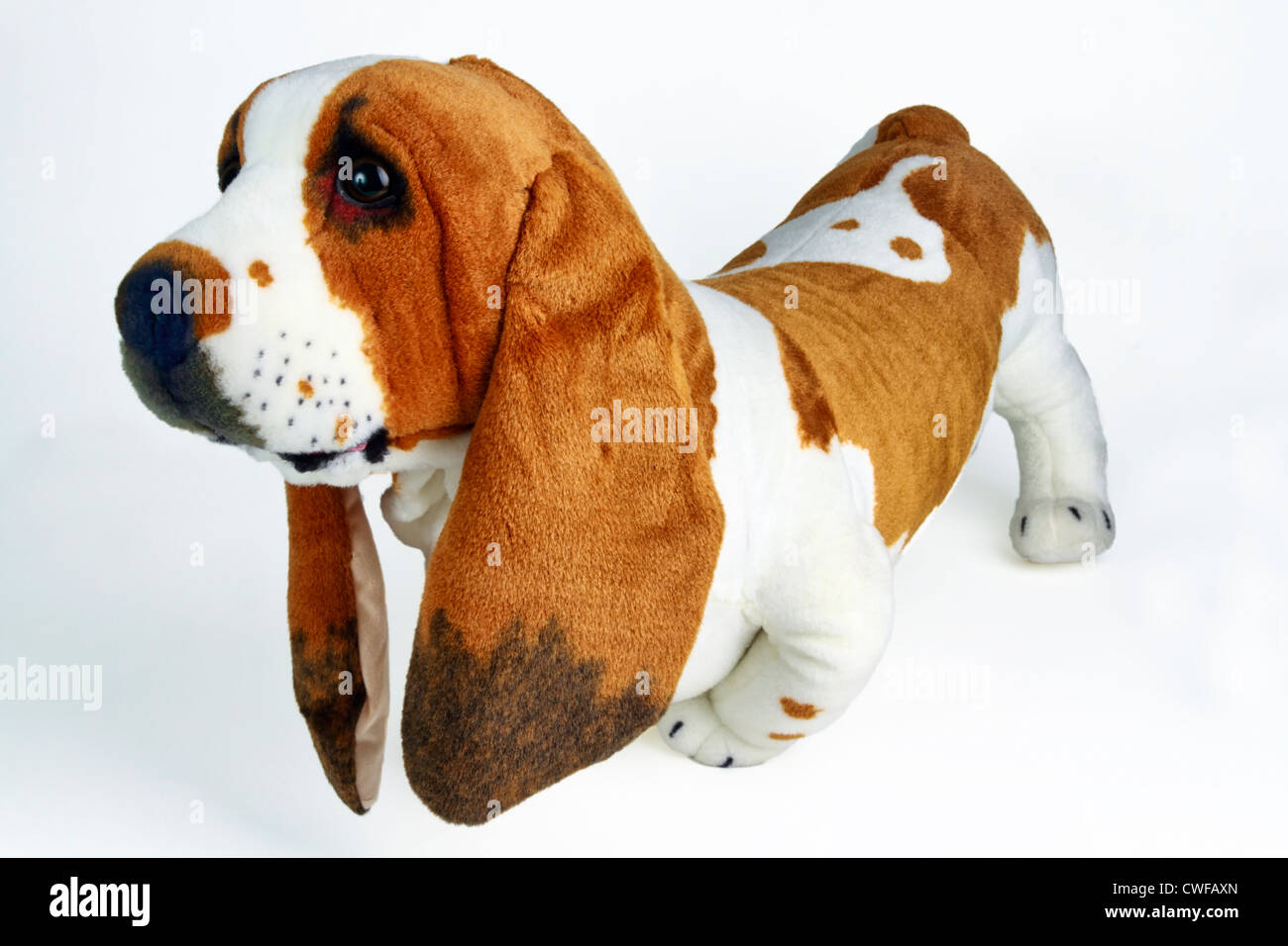 Réaliste à la peluche Basset Hound Photo Stock - Alamy