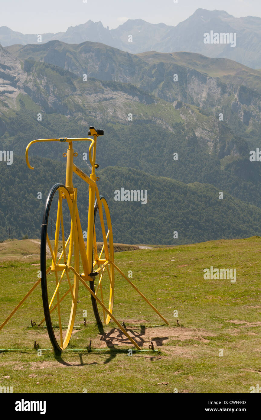 Sculpture de vélo Banque de photographies et d'images à haute résolution -  Alamy