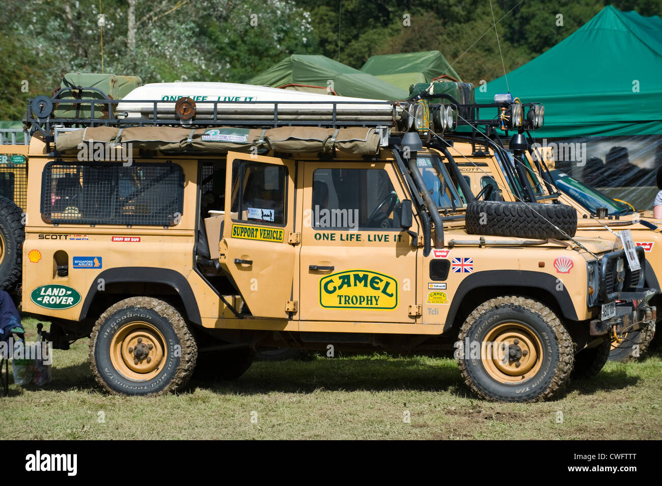Range rover camel trophy