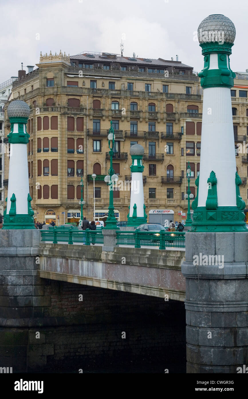 Kursaal Bridge à San Sebastian Donostia Banque D'Images